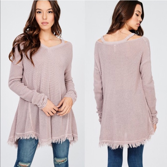 ‼️CLEARANCE‼️ Cut Out Shoulder Waffle Top - Picture 2 of 8